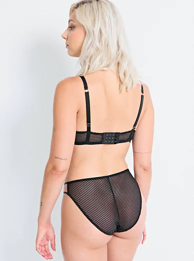 Dorina Skylar push up podprsenka - černá