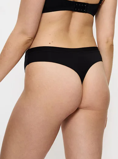 Triumph dámská tanga černá - černá